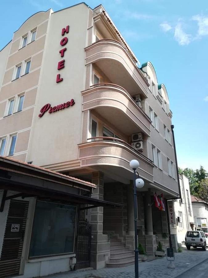 Premier Hotel Скопие Екстериор снимка